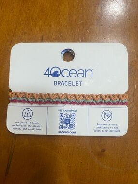 4Ocean Bracelet. Funds a Global Ocean Cleanup. NWT